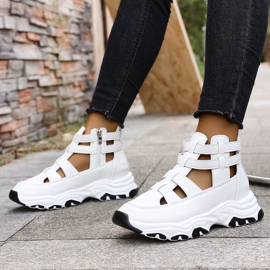 Damen  Keil-Sneaker-Sandalette mit Cut-Out Riemen, seitlichem Reißverschluss und profilierter Plateausohle EB
