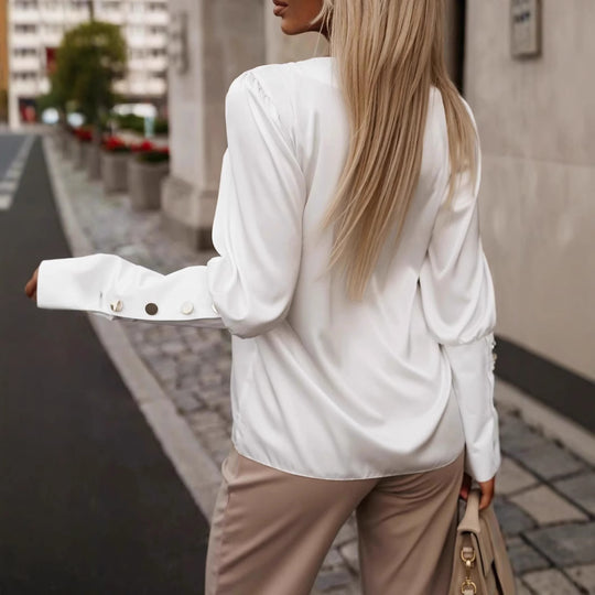 Damen gehobenes Oberteil mit eleganten Knopfdetails EB