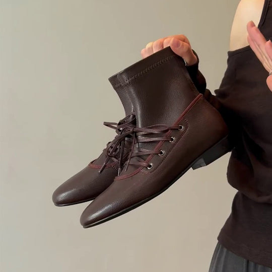 Damen elegante Schnürstiefel aus hochwertigem Leder mit robustem Blockabsatz EB