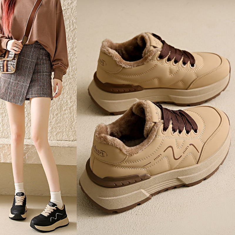 Damen Sneakers mit robuster Gummisohle und atmungsaktivem Mesh-Obermaterial EB