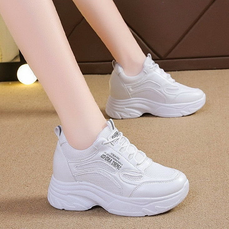 Damen Sportliche Plateau Sneakers mit dämpfender Sohle für optimalen Komfort EB