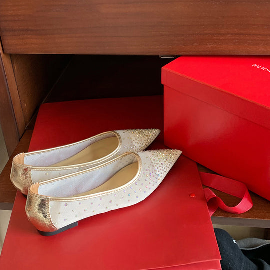 Damen Ballerinas mit funkelnden Strassdetails und spitz zulaufendem Design EB