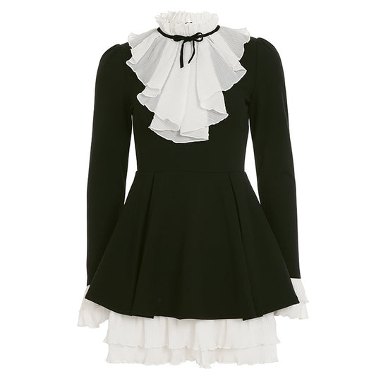 Damen nan viktorianisches Rüschenkleid mit Stehkragen, gerafftem Volant und mehrlagigem Plissee-Unterrock EB