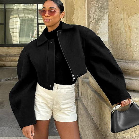 Damen Oversized Cropped-Jacke mit innovativem Schnitt EB