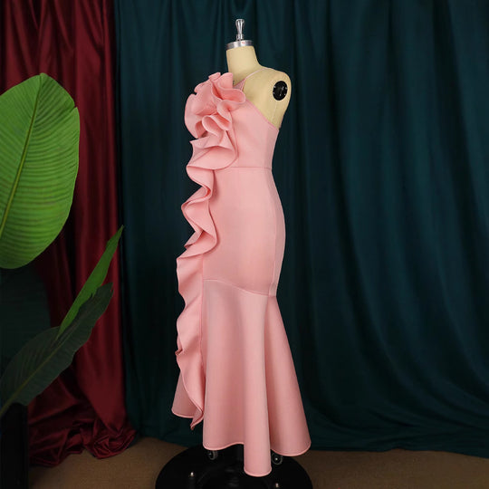 Damen elegantes Abendkleid mit asymmetrischen Rüschen EB