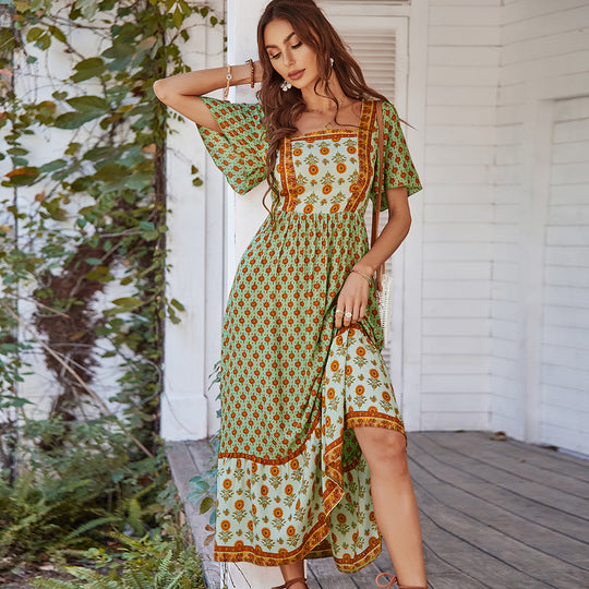 Damen Maxikleid mit floralen Stickereien und schwingendem Saum EB