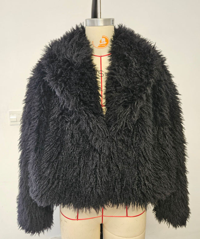 Damen Kunstpelzjacke im modischen Oversized-Schnitt EB