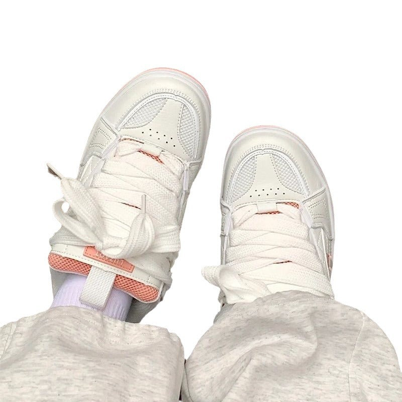 Damen Sportliche Sneakers mit praktischer Schnürung und atmungsaktiver Mesh-Oberfläche EB