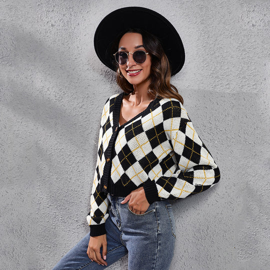 Damen Modischer Karodeckpullover mit tiefem V-Ausschnitt und eleganten Knopfdetails EB