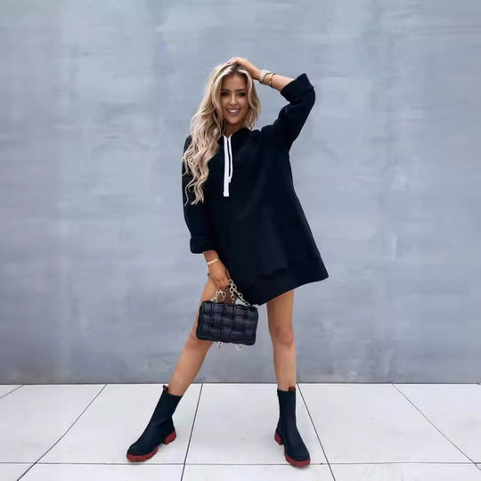 Damen lässiges Kapuzenkleid mit praktischen Eingrifftaschen und seitlichen Schlitzen EB