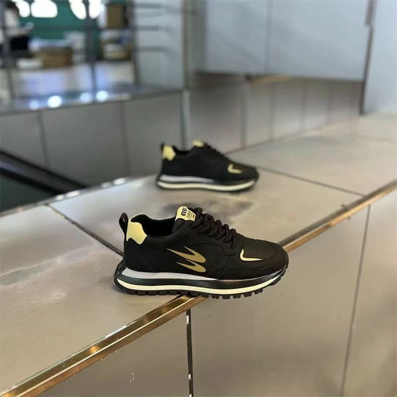 Damen sportliche Freizeitsneaker mit robustem Profil und innovativer Dämpfung EB