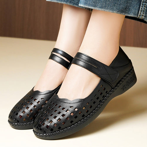 Damen Komfortable Ballerinas mit verstellbarem Riemen und luftiger Konstruktion EB
