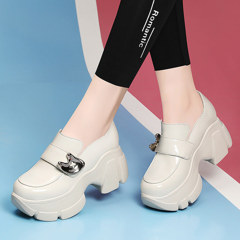 Damen modische Plateau-Schuhe mit einzigartigem Schnallen-Design EB