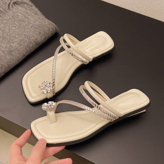 Damen Glamouröse Flip-Flops mit funkelndem Strass und elegantem Riemendesign EB