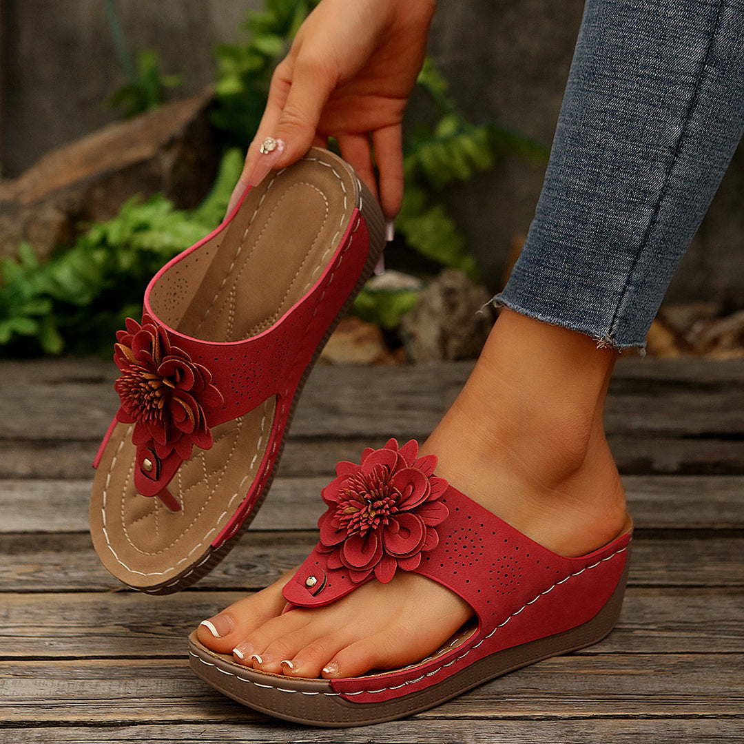 Damen Wedge-Sandalen mit floralen Akzenten und atmungsaktivem Obermaterial EB