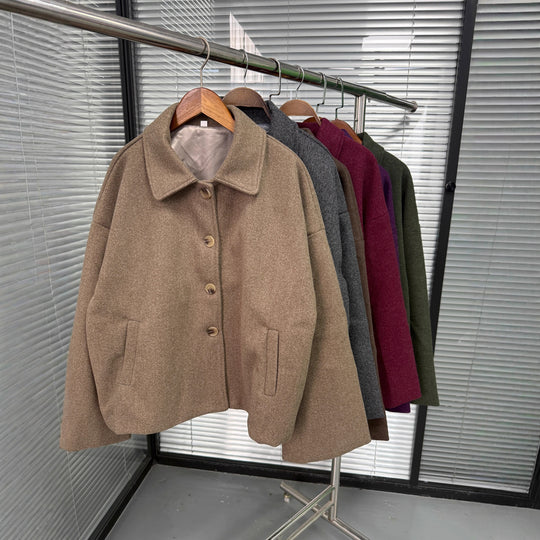 Damen Oversize Wolljacke mit dekorativen Knöpfen EB
