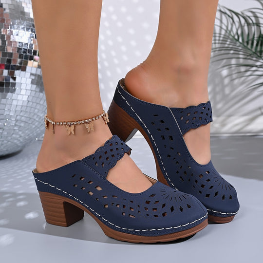 Damen Sandalen mit verziertem Schnitt EB