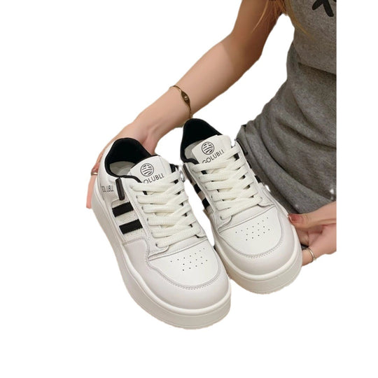 Damen modische Plattform-Sneaker mit sportlichem Design und atmungsaktiver Oberflächenstruktur EB