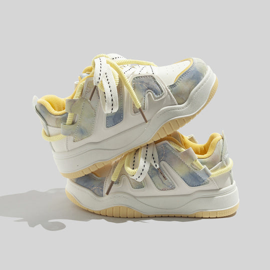 Damen Sportliche Sneakers mit innovativer Oberflächenstruktur und elastischer Schnürung EB