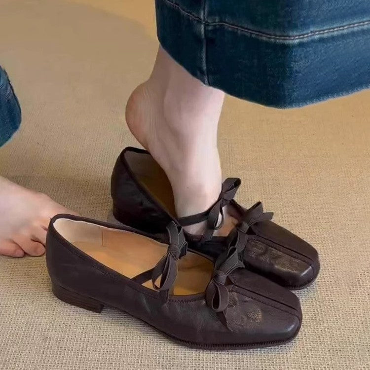 Damen elegante Ballerinas mit modischem Riemchen und komfortabler Passform EB