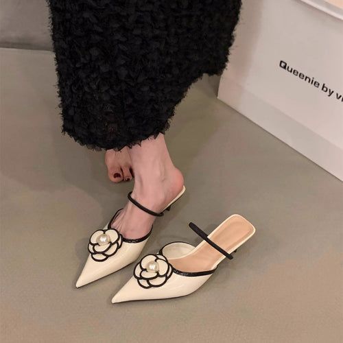 Damen Slingback Pumps mit trendiger Blumenapplikation EB