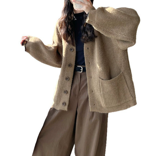 Damen Gemütliche Strickjacke mit großen Taschen und Knopfdetail EB