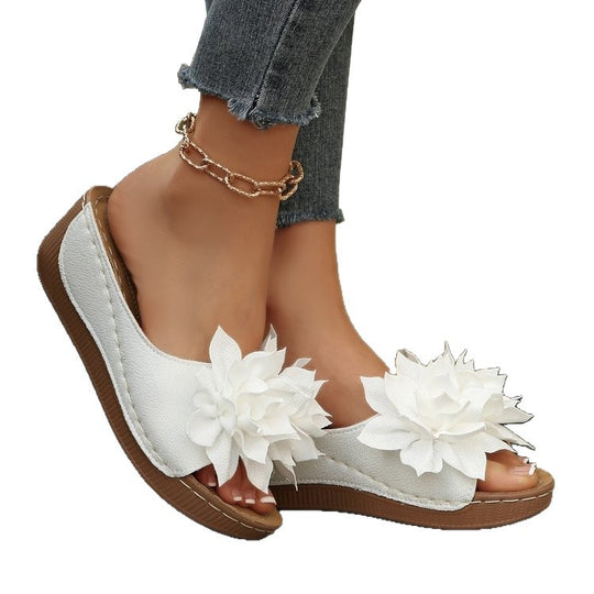 Damen trendige Slip-On Sandalen mit dekorativem Blumendesign EB