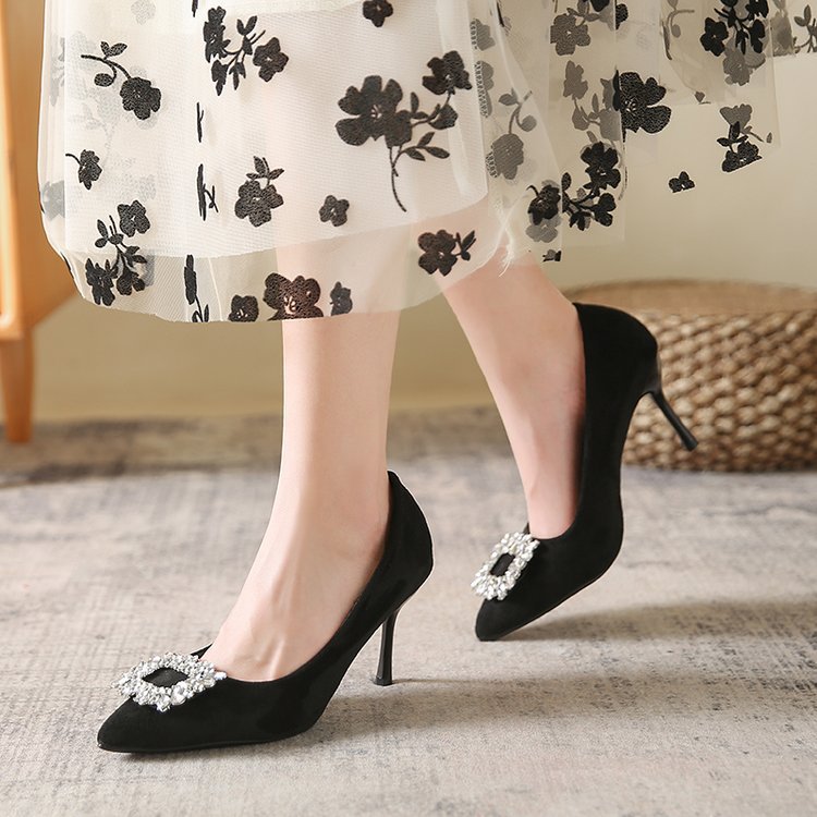 Damen elegante Spitzenpumps mit funkelndem Strassakzent EB