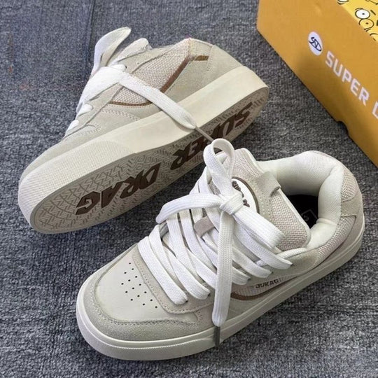 Damen Sportliche Sneaker mit atmungsaktivem Mesh-Obermaterial und stabiler Sohle EB