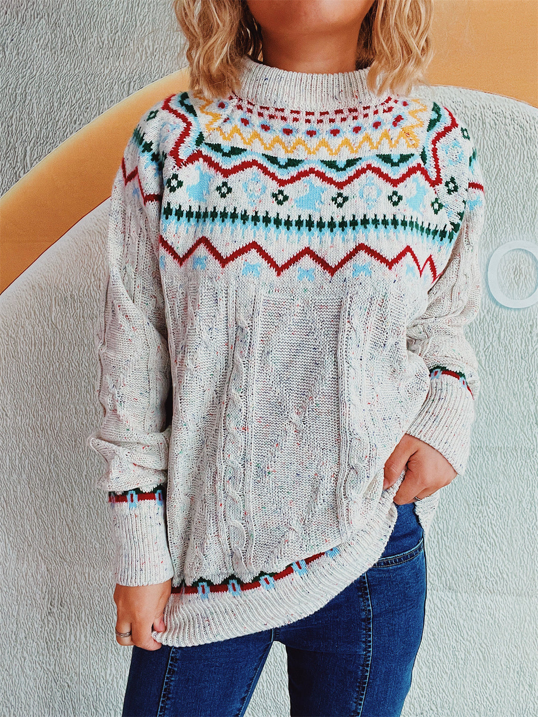 Damen Grobstrickpullover mit festlichem Muster und modernem Zopfdessin EB