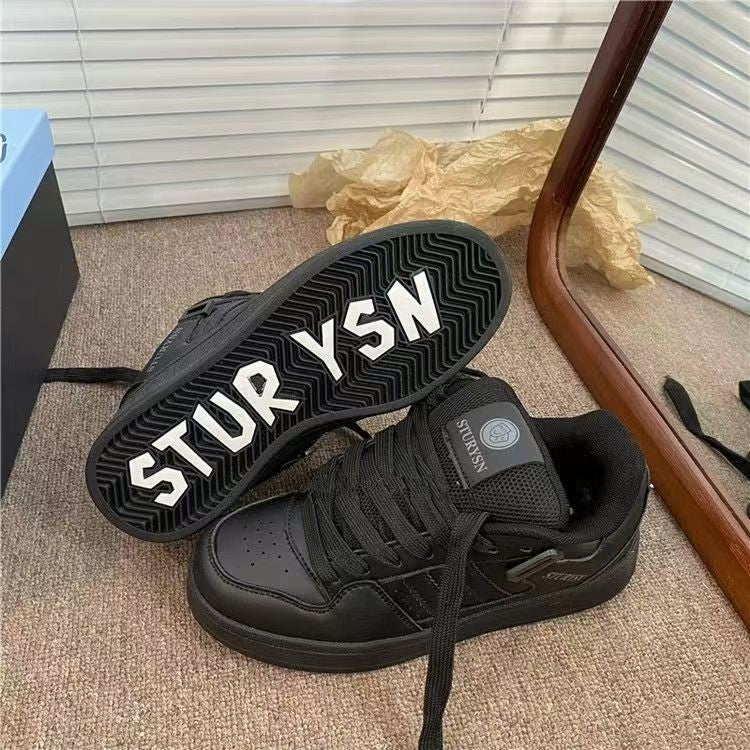 Damen Sportliche Sneakers mit atmungsaktiver Mesh-Konstruktion und rutschfester Sohle EB