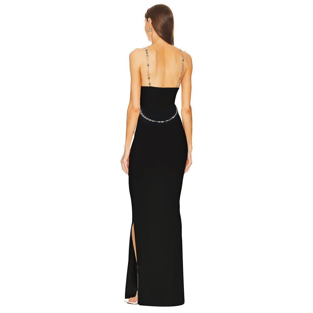 Damen Elegantes Maxikleid mit dekorativem Kettenakzent EB