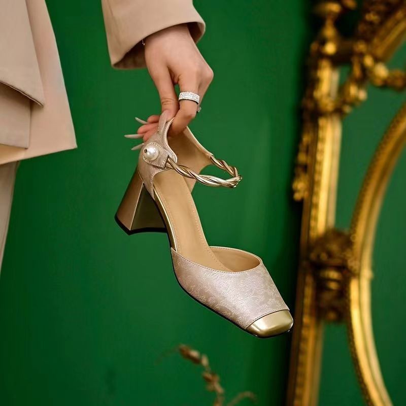 Damen nan elegante Slingback-Pumps mit quadratischer Zehenform, Jacquard-Obermaterial und gedrehtem Schmuckriemen EB
