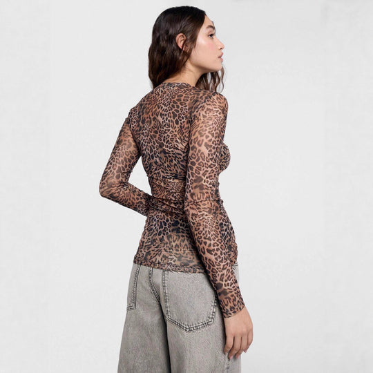 Damen nan figurnahes Netz-Longsleeve mit Leopardenmuster und seitlicher Raffung EB
