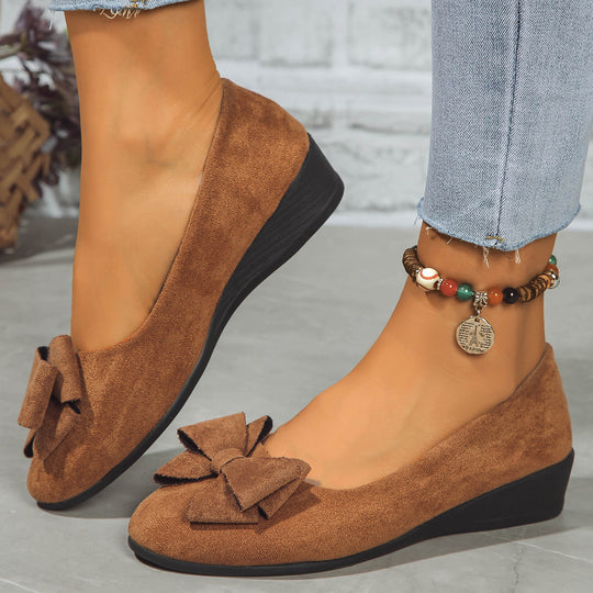Damen Komfort-Keilabsatz-Ballerina aus Veloursleder EB