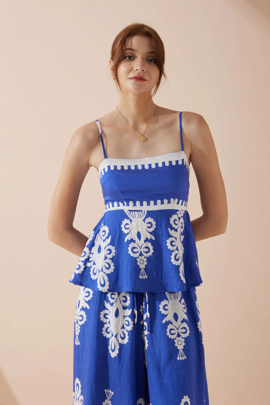 Damen Peplum-Top mit zarten Trägern und kunstvollem Muster EB