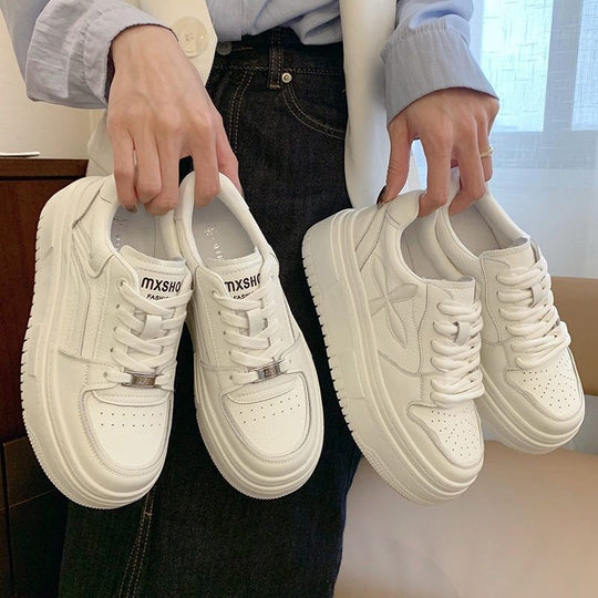 Damen Sportliche Plateau-Sneaker mit rutschfester Gummisohle und atmungsaktivem Obermaterial EB