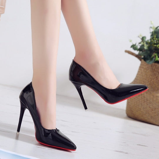 Damen Elegante Stiletto-Pumps mit hochglänzender Oberfläche EB