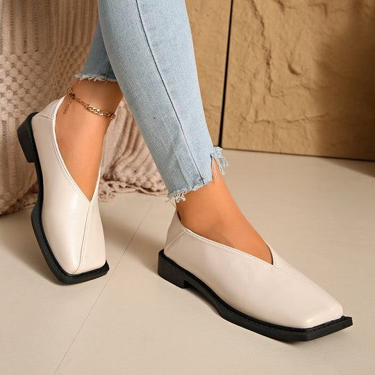 Damen Ballerinas mit eckiger Zehenpartie und rutschfester Sohle EB