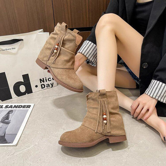 Damen Elegante Ankle Boots aus hochwertigem Wildleder mit dekorativem Tassel-Detail EB