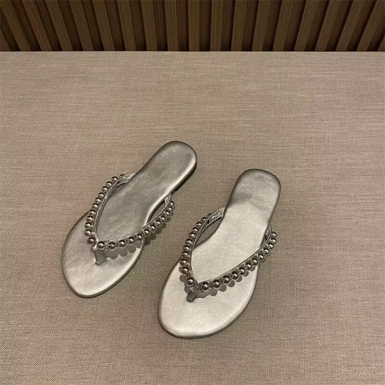 Damen Glänzende Zehentrenner-Sandalen mit modischen Perlenverzierungen EB
