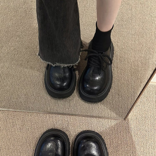 Damen moderne Schnürschuhe mit robuster Gummisohle und strapazierfähigem Obermaterial EB