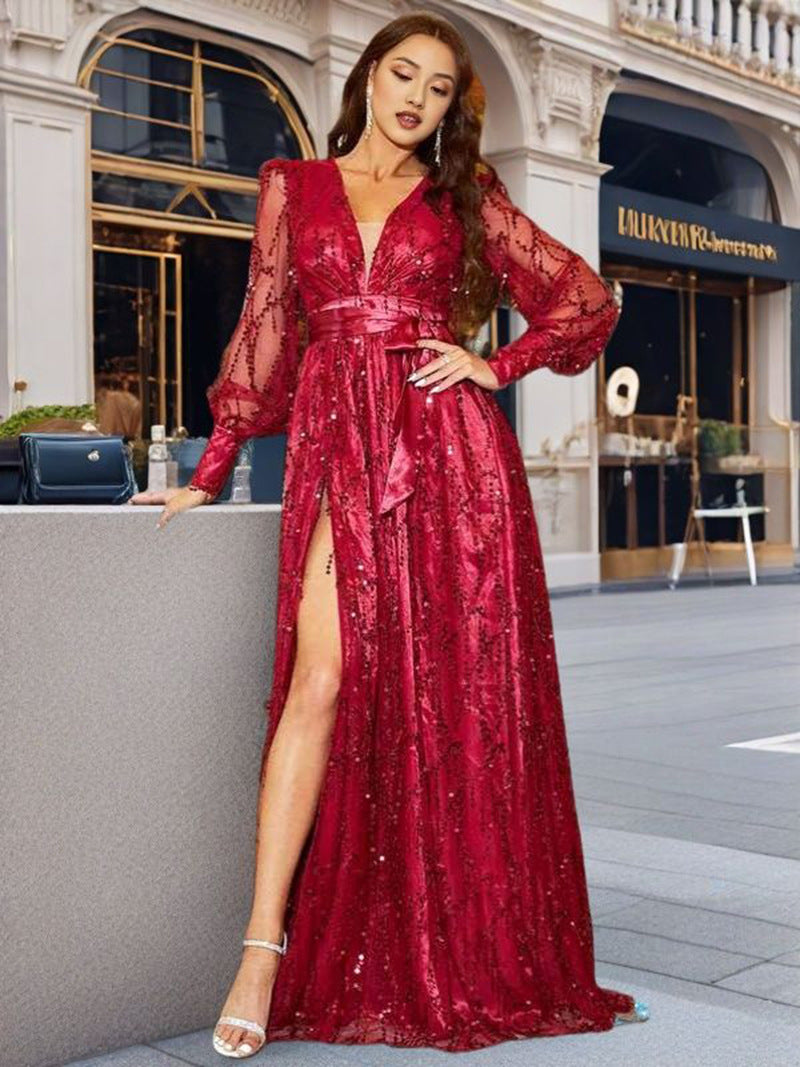 Damen Glamouröses Abendkleid mit schimmernden Pailletten und tiefem Schlitz EB