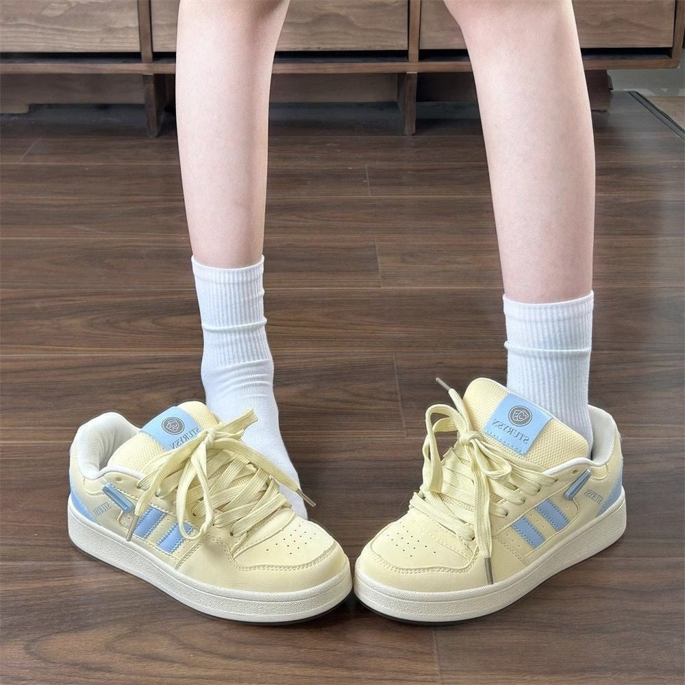 Damen Sportliche Sneakers mit ausgeprägtem Dämpfungssystem und bequemer Schnürung EB