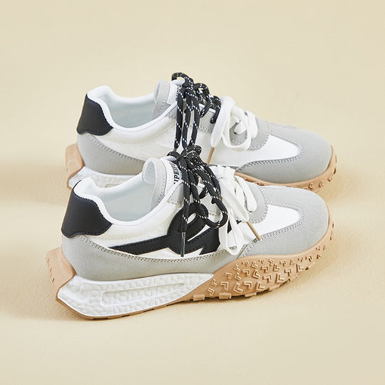Damen Sportliche Sneakers mit modernem Design und robustem Profil EB