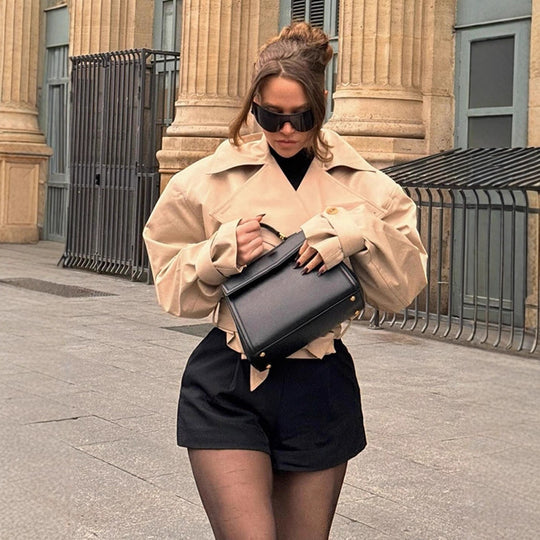Damen Cropped Trenchcoat mit breitem Revers und Taillengürtel EB