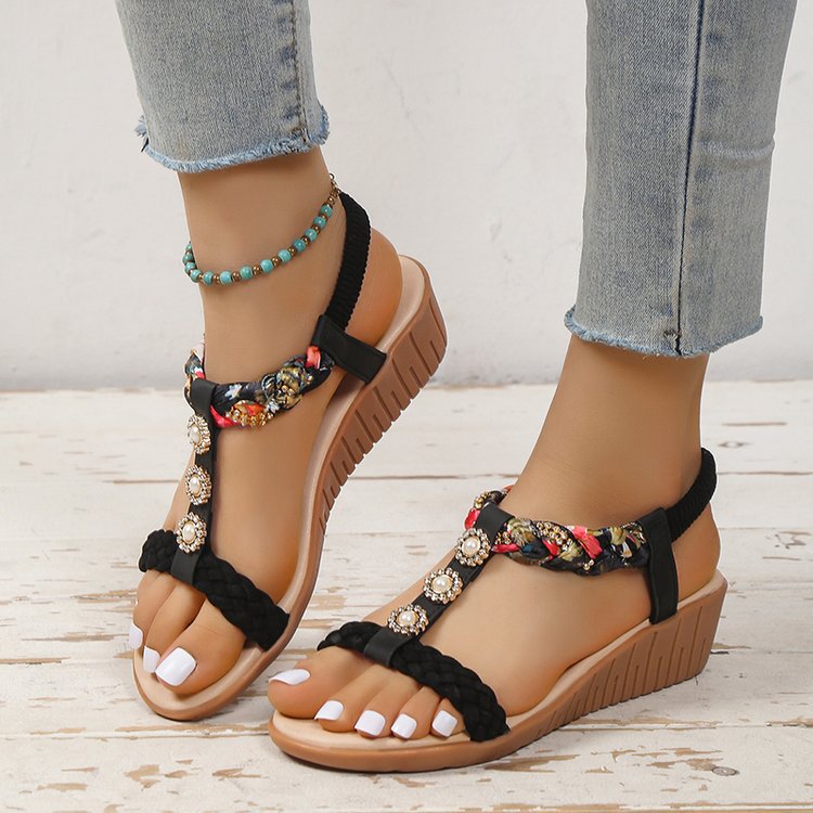 Damen Geschlossene Wedge-Sandalen mit dekorativem Zopfmuster und Anwendungen EB