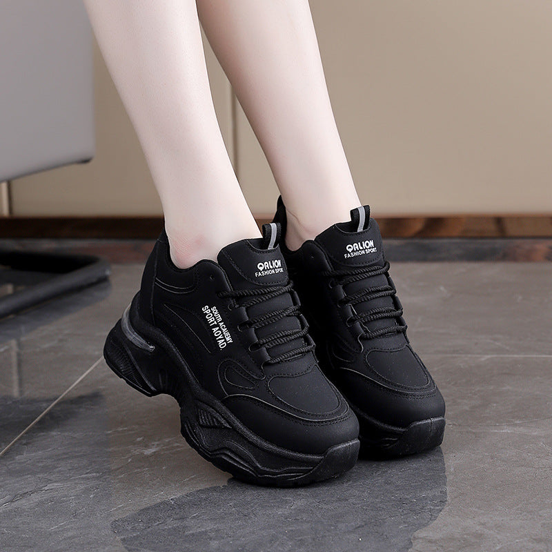 Damen Chunky Sneakers mit dämpfender Sohle und modernem Design EB