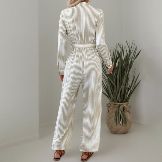 Damen Eleganter Jumpsuit mit schmalem Gürtel und Knopfdetails EB