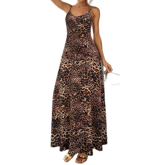 Damen Maxikleid mit Spaghetti-Trägern und asymmetrischem Tiermuster EB